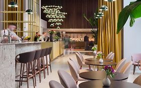 Hotel Lev